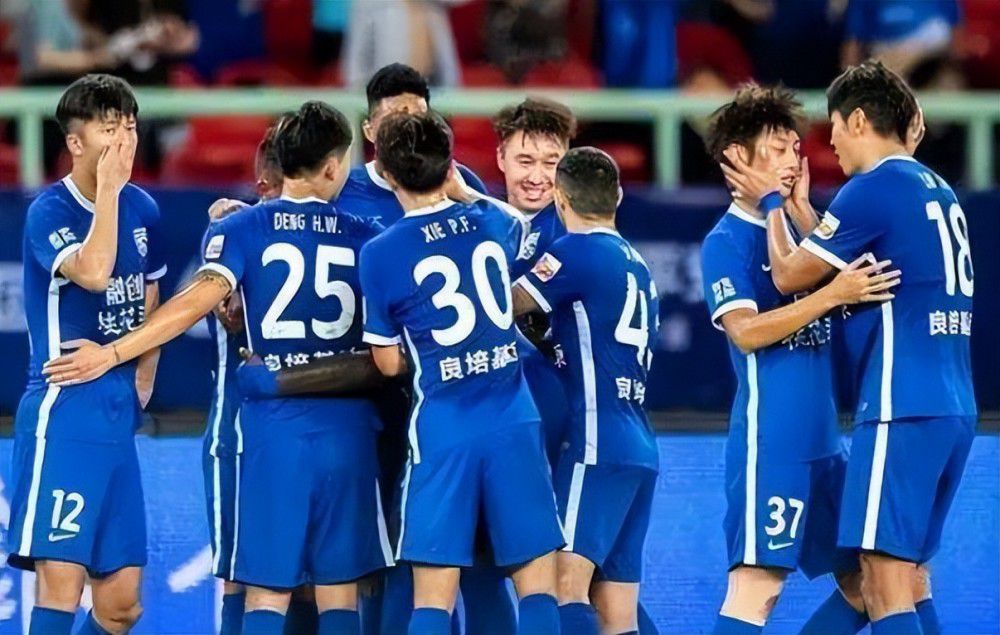 曼联本轮3-2逆转维拉。